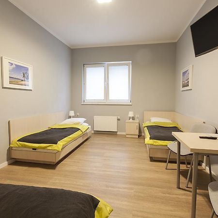 Hotel Inwest Osrodek Szkoleniowo-Wypoczynkowy Smardzewice Esterno foto