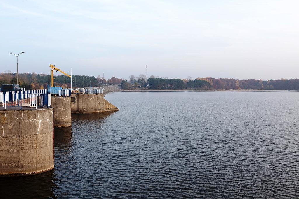 Hotel Inwest Osrodek Szkoleniowo-Wypoczynkowy Smardzewice Esterno foto