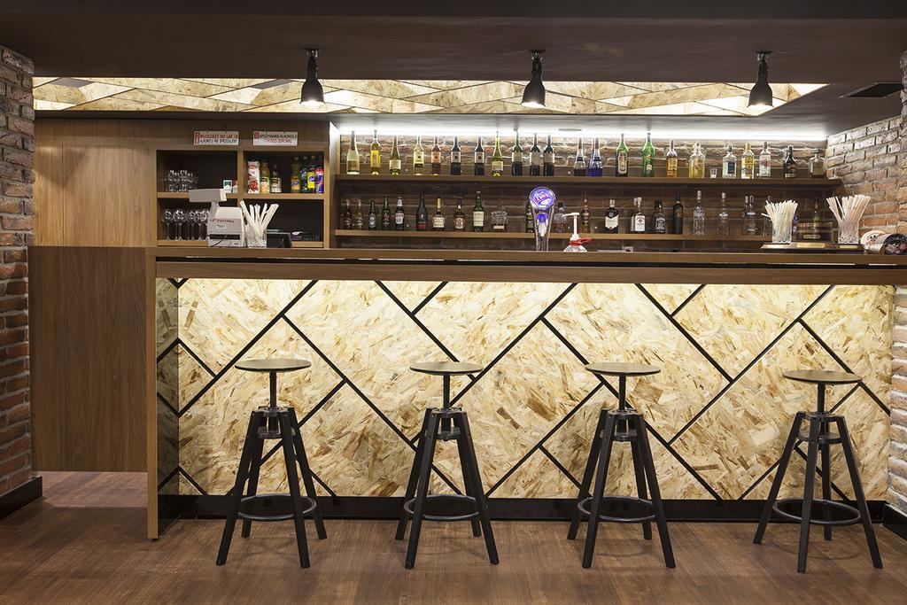 Hotel Inwest Osrodek Szkoleniowo-Wypoczynkowy Smardzewice Esterno foto